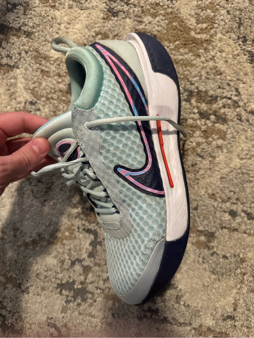 Men’s Nike tennis shoe - SEE PICS